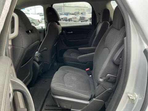 2015 GMC Acadia SLE-2