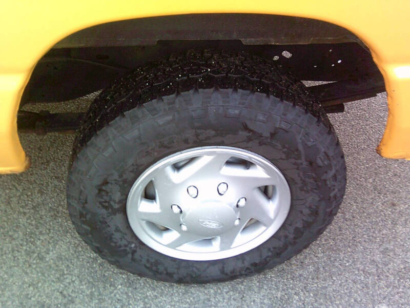 2013 Ford E-Series E-350 SD