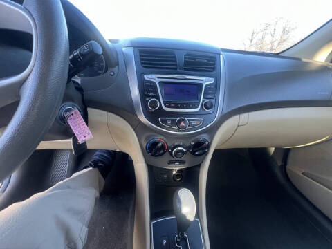 2014 Hyundai Accent GLS