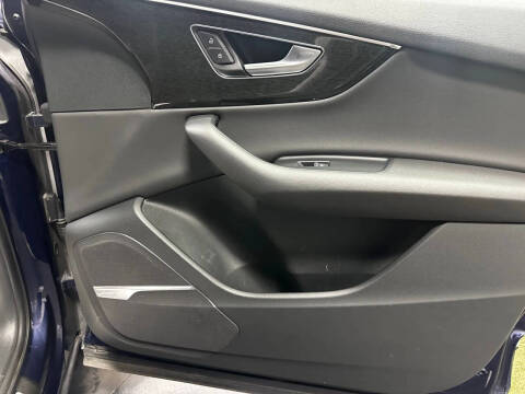 2020 Audi Q7 quattro Premium Plus 45 TFSI