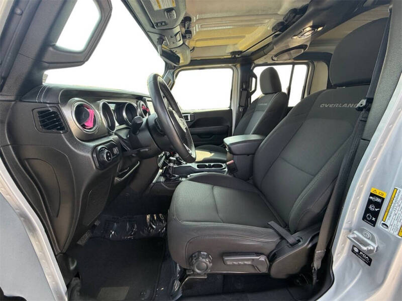 2023 Jeep Gladiator Overland