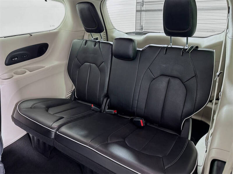 2022 Chrysler Pacifica Limited