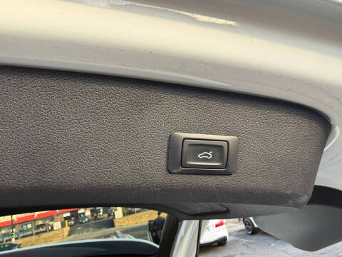 2015 Audi Q7 3.0T quattro S line Prestige