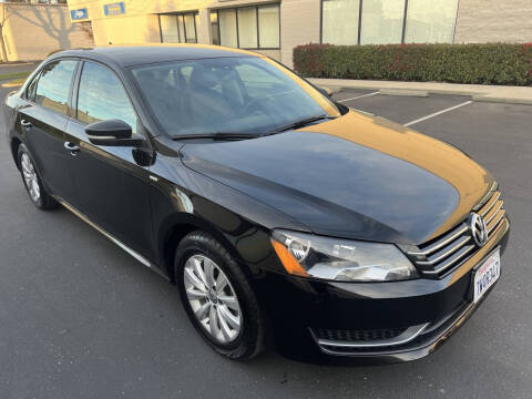 2015 Volkswagen Passat for sale at Union Motors in Sacramento CA