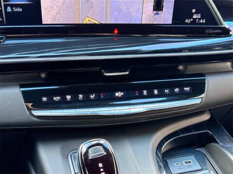 2024 Cadillac Escalade-V ESV