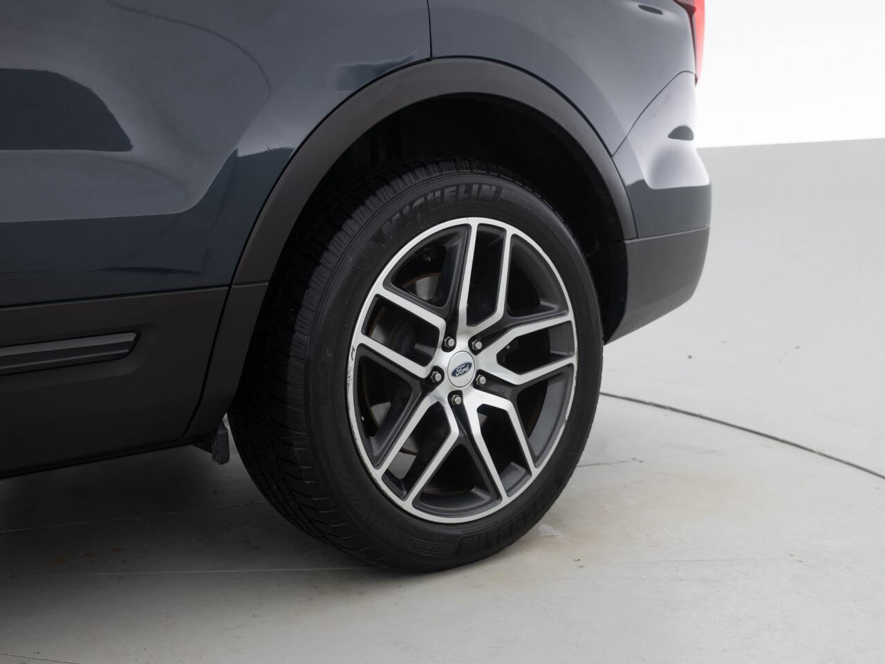 Used Car 2017 Ford Explorer  Sport Awd 4dr Suv For Sale Under $15,000 In Coal City, Illinois