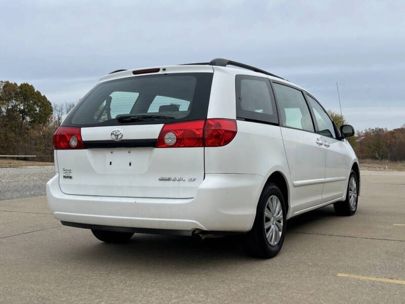 2009 Toyota Sienna