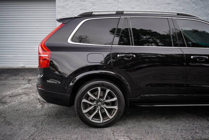 2017 Volvo XC90 T5 Momentum