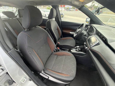 2018 Nissan Kicks SR