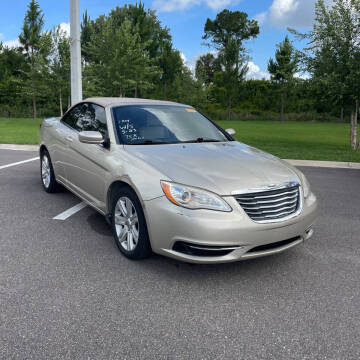 2013 Chrysler 200 Touring