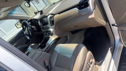 2017 GMC Yukon SLT