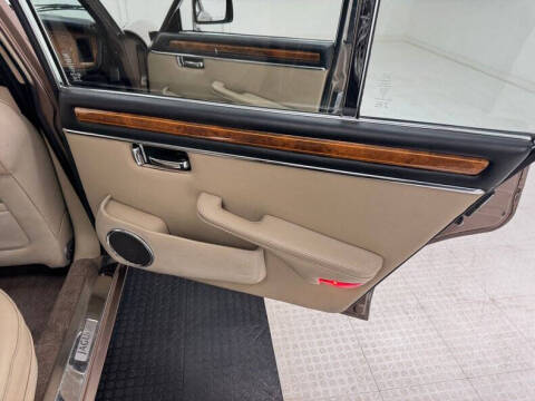 1986 Jaguar XJ-Series XJ6 Vanden Plas