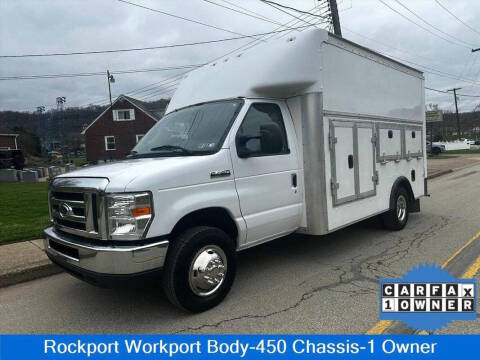 2017 Ford E-Series E-450 SD