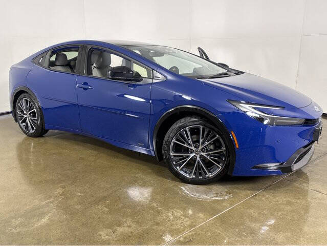 2026 Toyota Prius Limited's photo