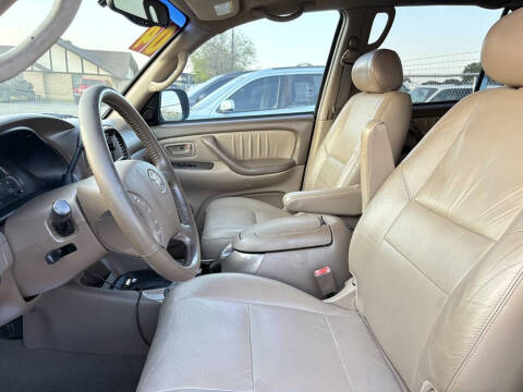 2004 Toyota Sequoia Limited