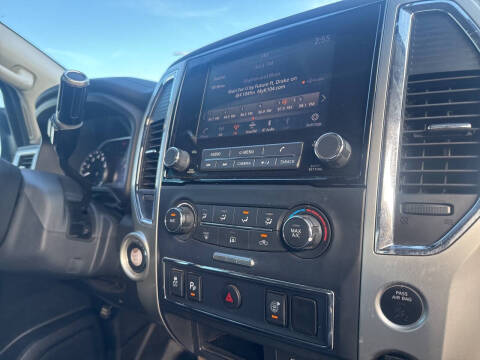 2021 Nissan Titan SV