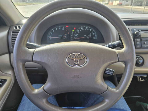 2003 Toyota Camry LE