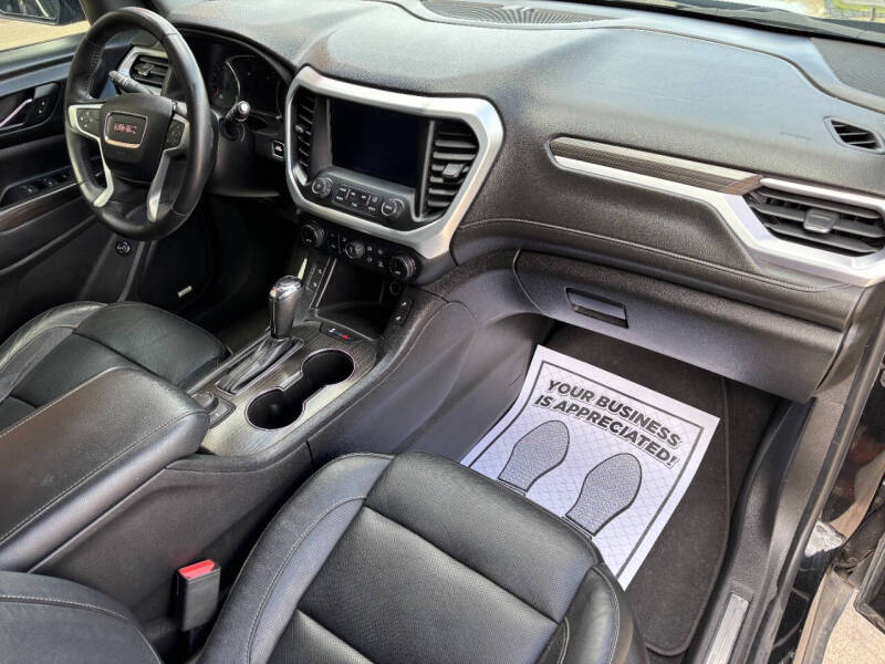 2017 GMC Acadia SLT-1