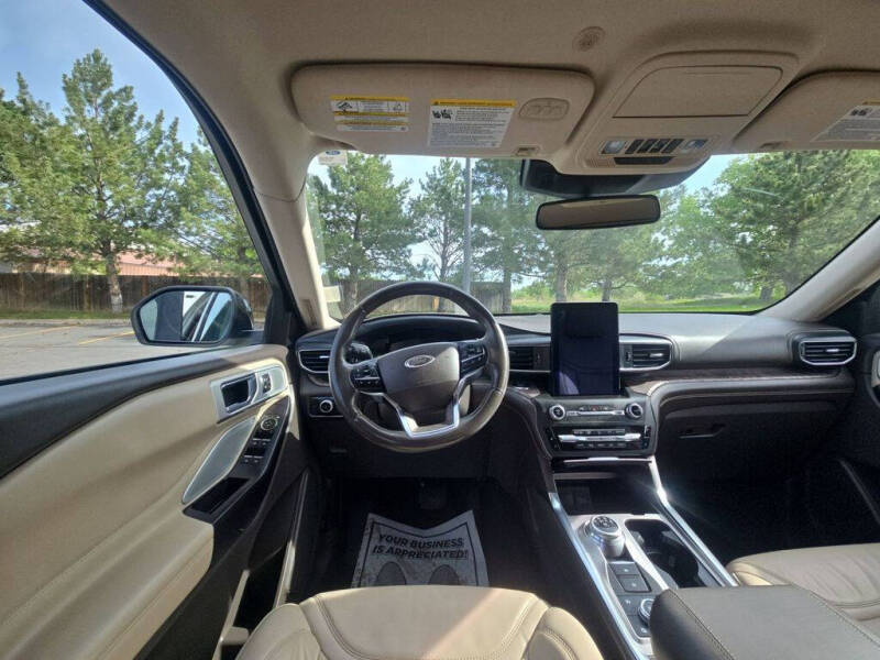 2020 Ford Explorer Platinum