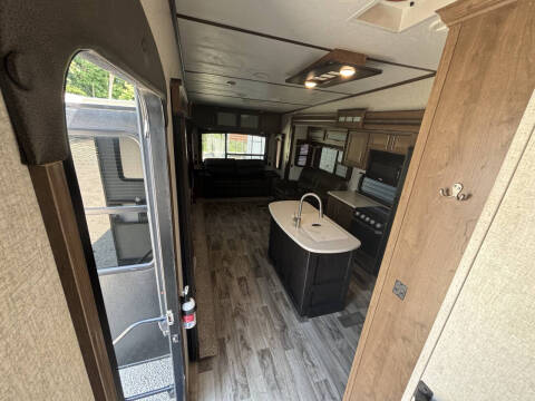 2019 Keystone RV COUGAR 338RLK