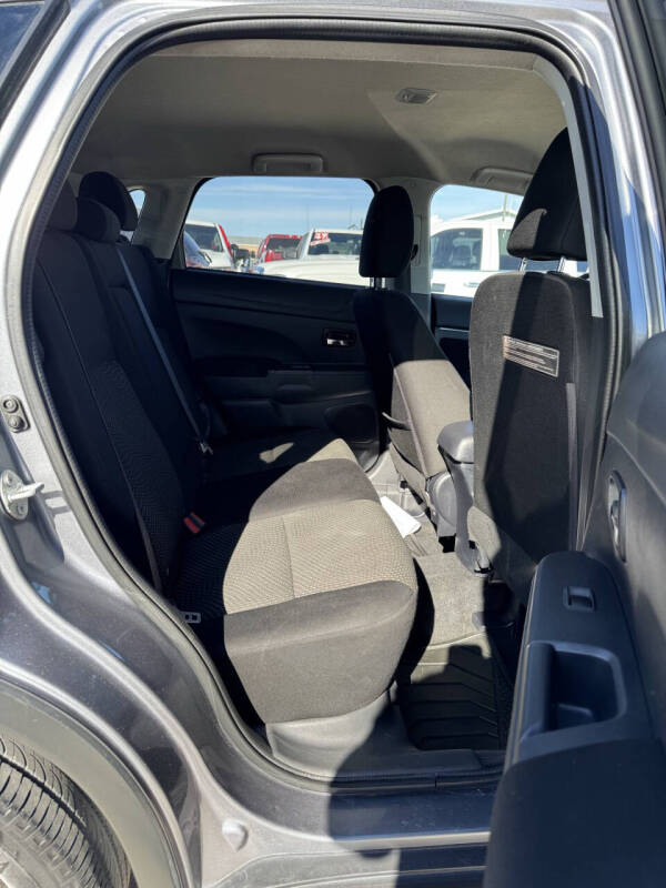 2016 Mitsubishi Outlander Sport 2.4 ES