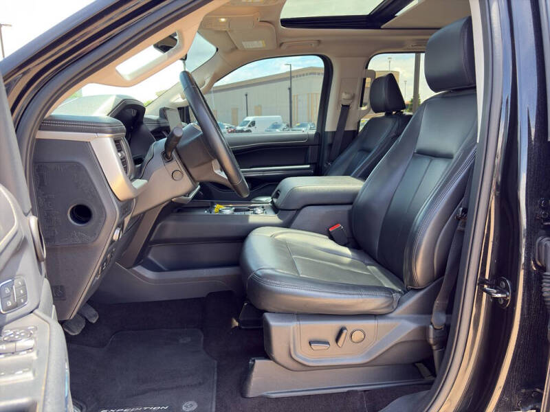 2022 Ford Expedition XLT