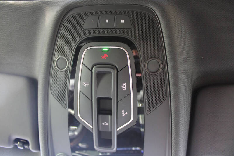 2019 Audi A4 quattro Premium Plus 45 TFSI