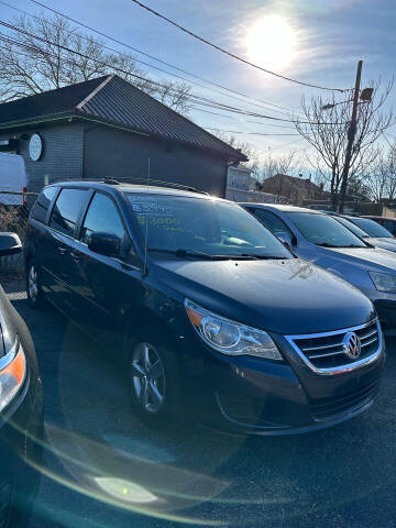 2009 Volkswagen Routan for sale at Chambers Auto Sales LLC in Trenton NJ