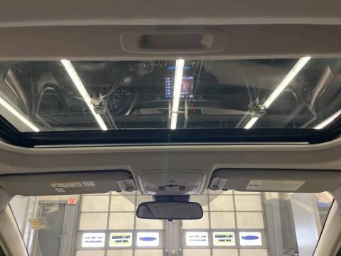 2017 Toyota RAV4 Hybrid XLE