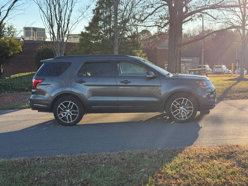 2018 Ford Explorer Sport