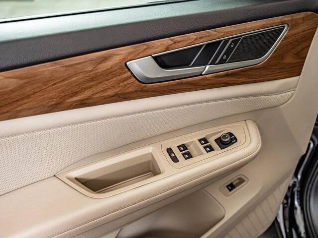 2024 Volkswagen Atlas SE