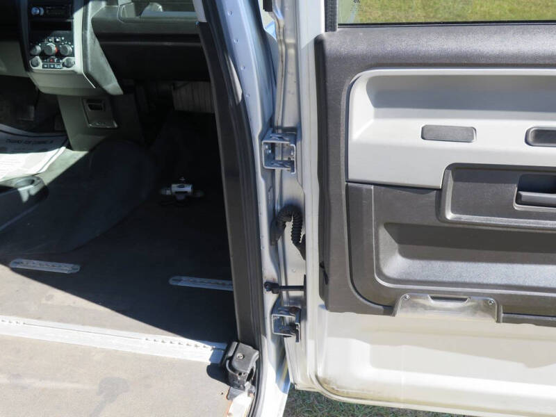 2014 AM General MV-1