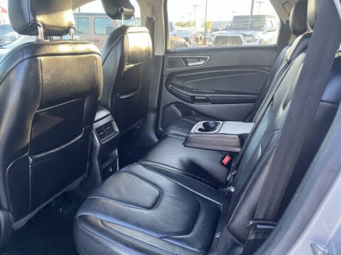 2018 Ford Edge Titanium