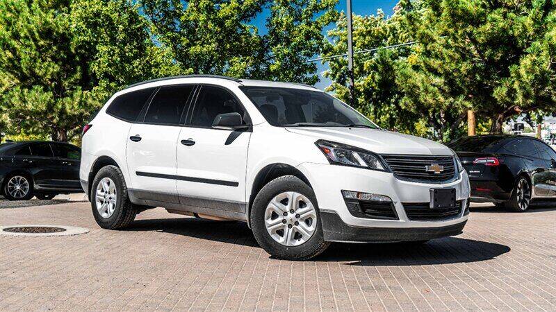2016 Chevrolet Traverse for sale at MUSCLE MOTORS AUTO SALES INC in Reno NV