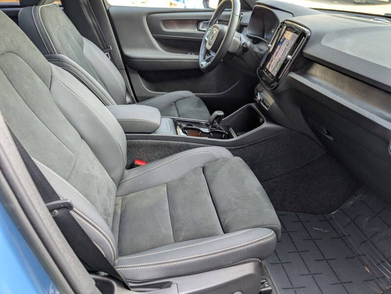 2023 Volvo XC40 Recharge Twin Ultimate