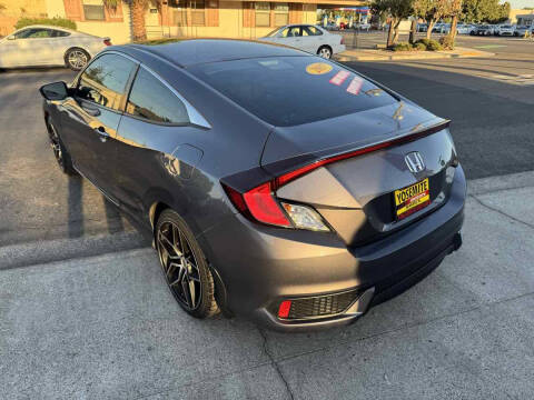 2017 Honda Civic LX-P