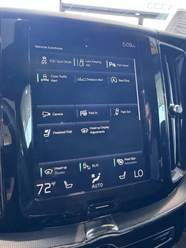 2019 Volvo XC60 T5 R-Design