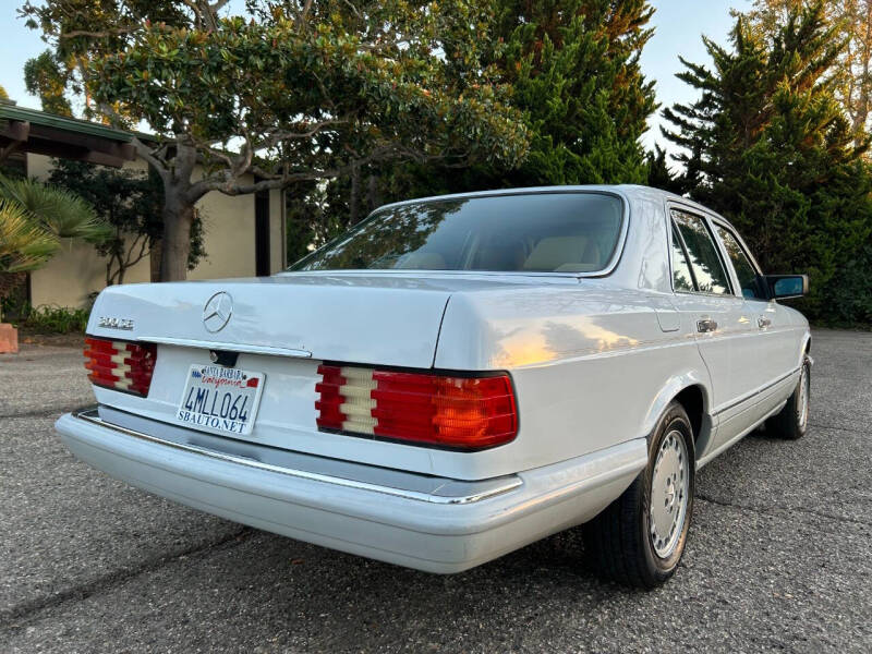 1989 Mercedes-Benz 300-Class 300 SE