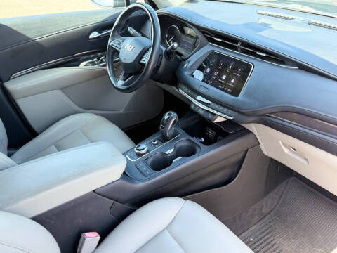 2019 Cadillac XT4 Luxury