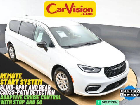 2024 Chrysler Pacifica