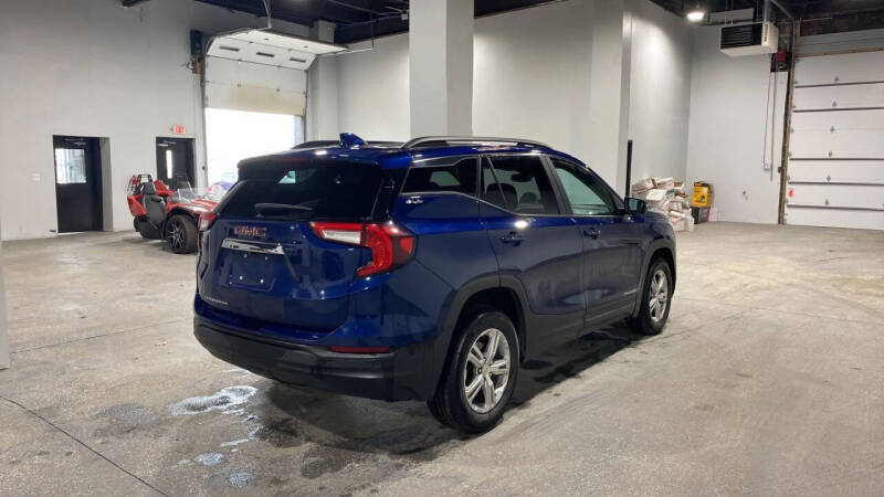 2022 GMC Terrain SLE