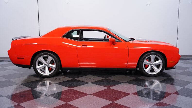 2008 Dodge Challenger SRT8