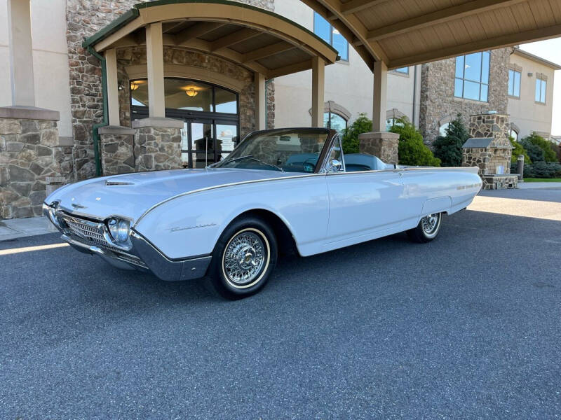 1962 Ford Thunderbird