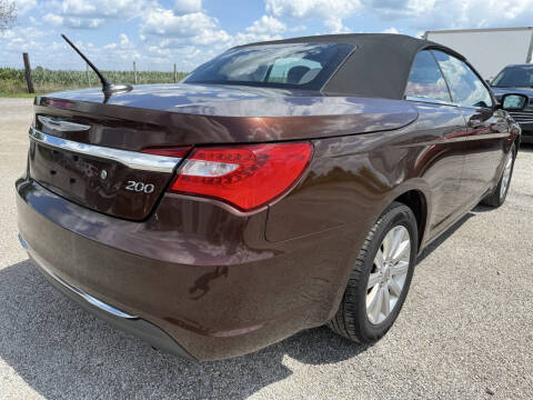 2013 Chrysler 200 Touring