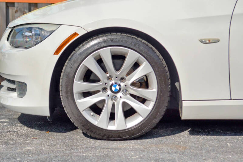 2012 BMW 3 Series 328i