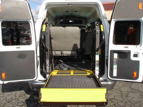 2014 Ford E-Series E-350 SD