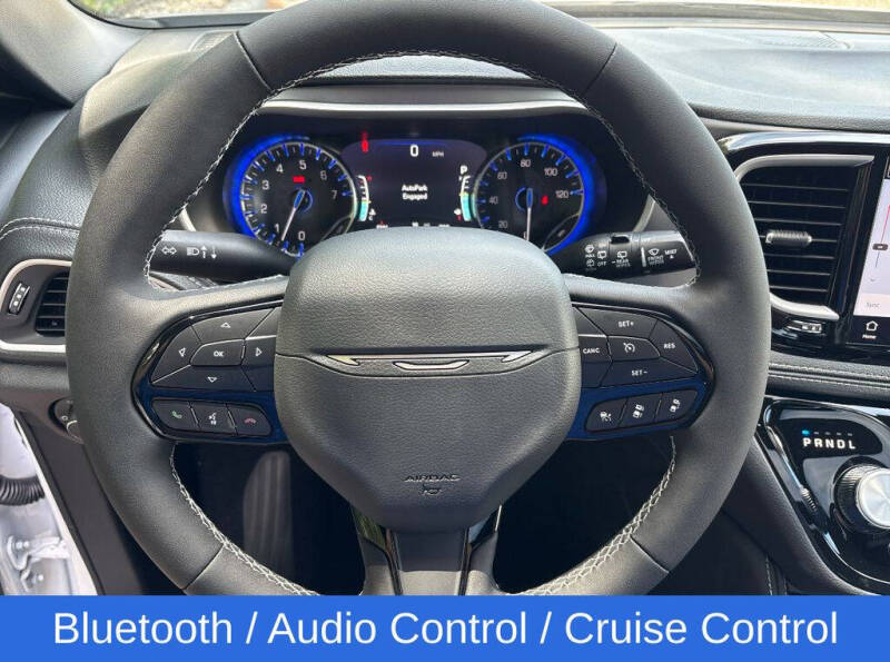 2027 Chrysler Pacifica Limited