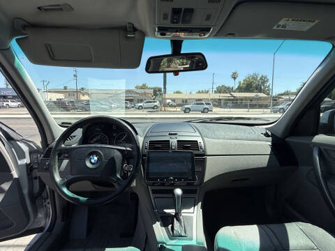 2005 BMW X3 2.5i
