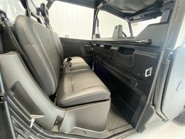 2025 Segway UT10 CREW