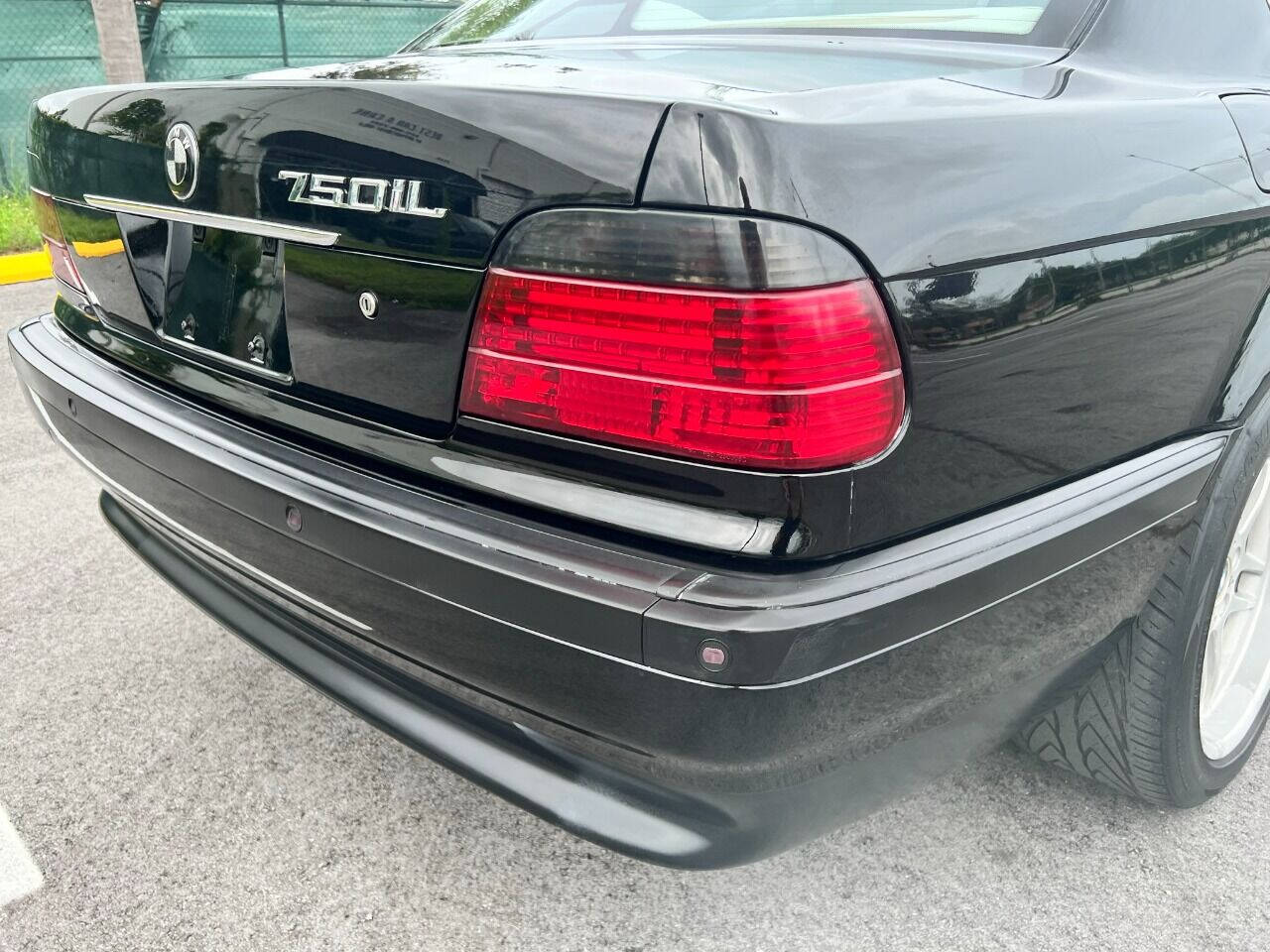 2000 BMW 7 Series  - $13,900